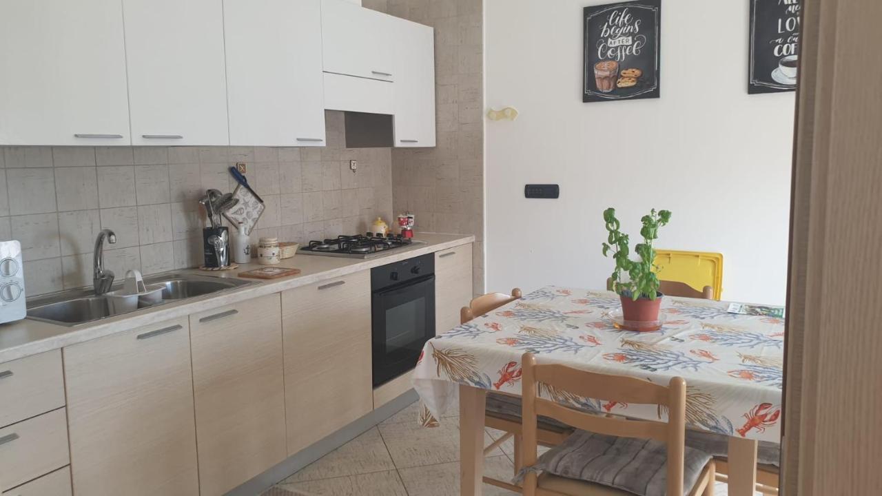 Casa Giovanni Полиняно а Маре Екстериор снимка